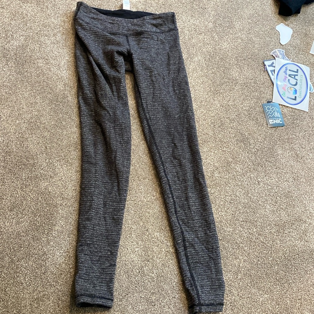 Ivivva size 10 gray leggings
